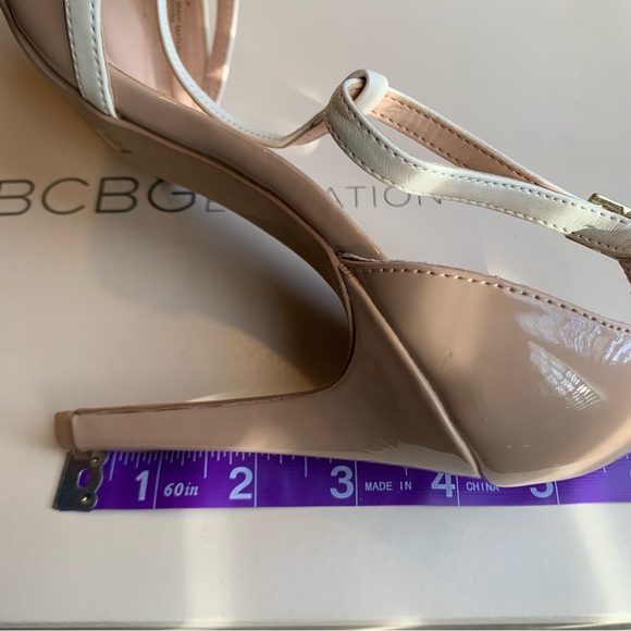 EUC BCBGeneration patent t-strap pump - Picture 5 of 5